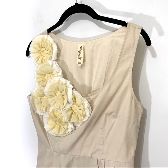 Floreat Appliqué Beige Blouse - Picture 3 of 7